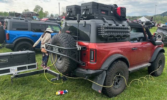 Ford Bronco Impressed by the 2 Door Basesquach for a short family trip. 87f07cb6251105c69e56510cadbc32df