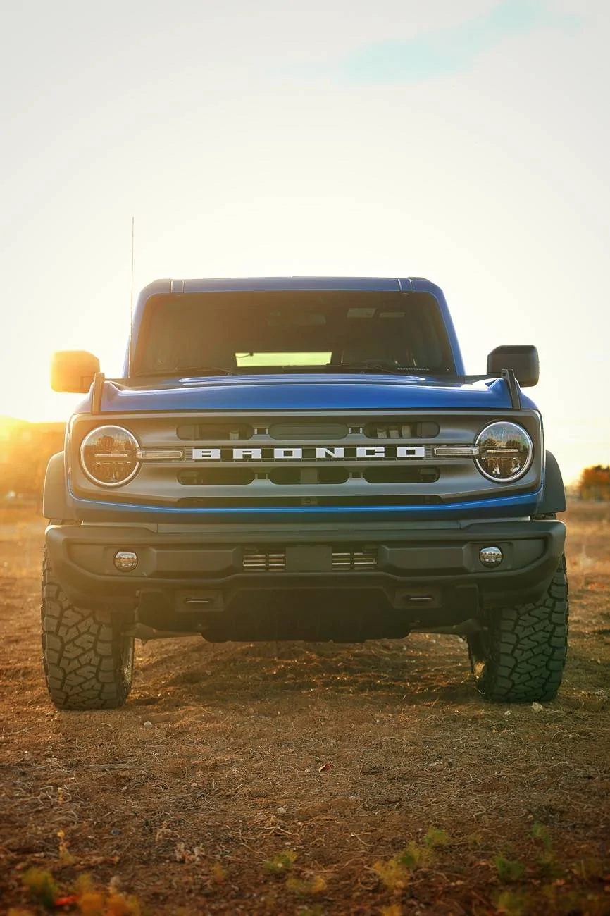 Ford Bronco VELOCITY BLUE Bronco Club IMG_4908