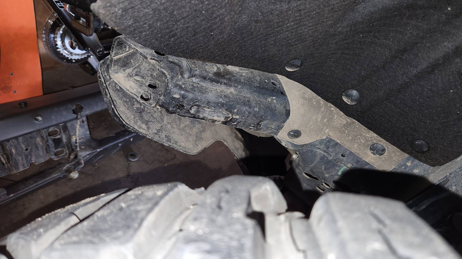 Ford Bronco SAS Package Crash Bar Removal 20241118_143415