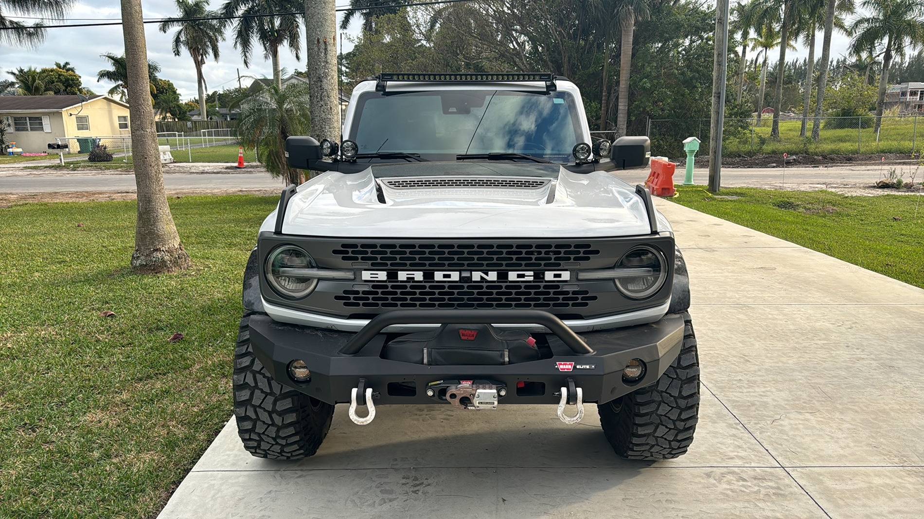 Ford Bronco A-Pillar vs. Bumper 1732055235116-j5