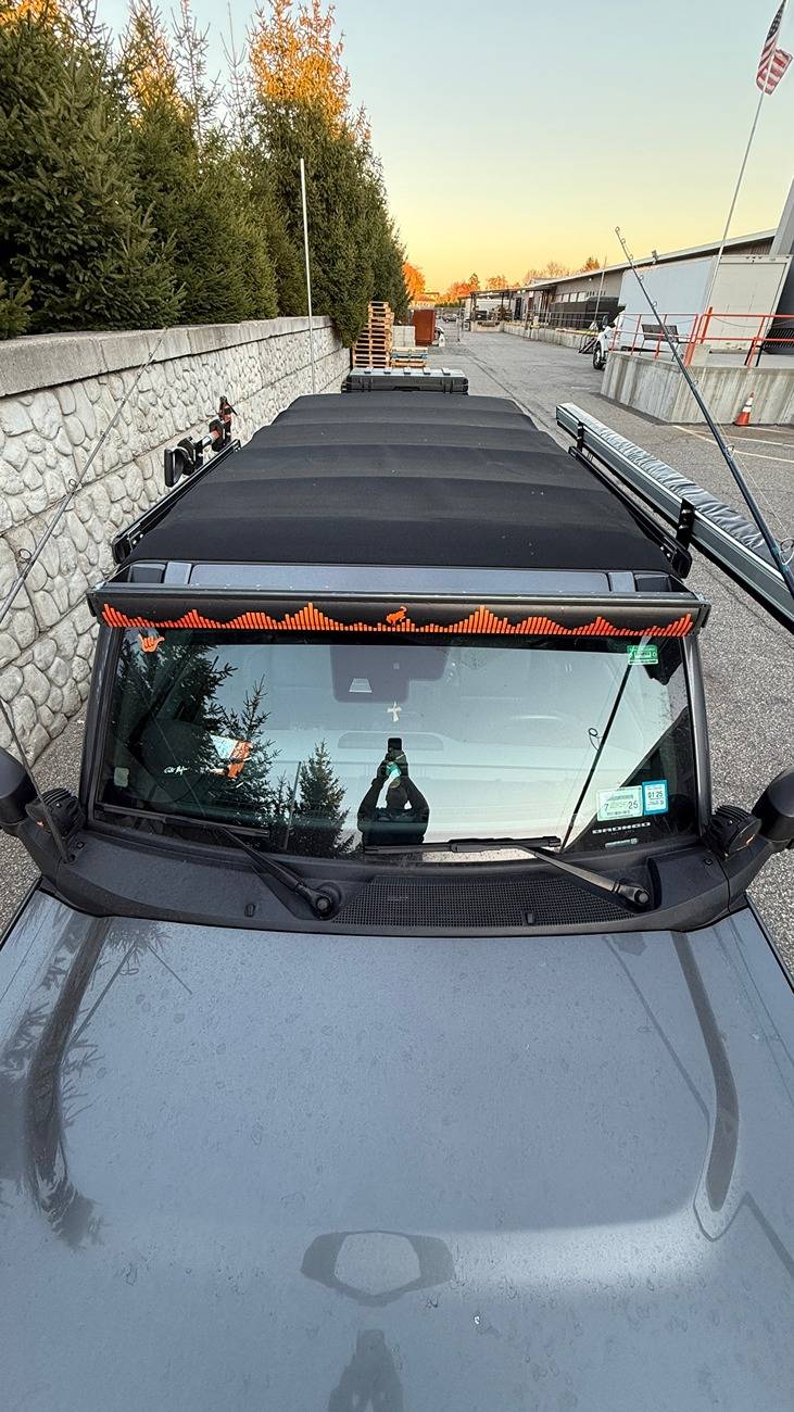 Ford Bronco X-Rack Soft Top Roof Rails for Awnings, Shower Enclosures and More + Still Open Your Top! 2024-11-08 16.24.45