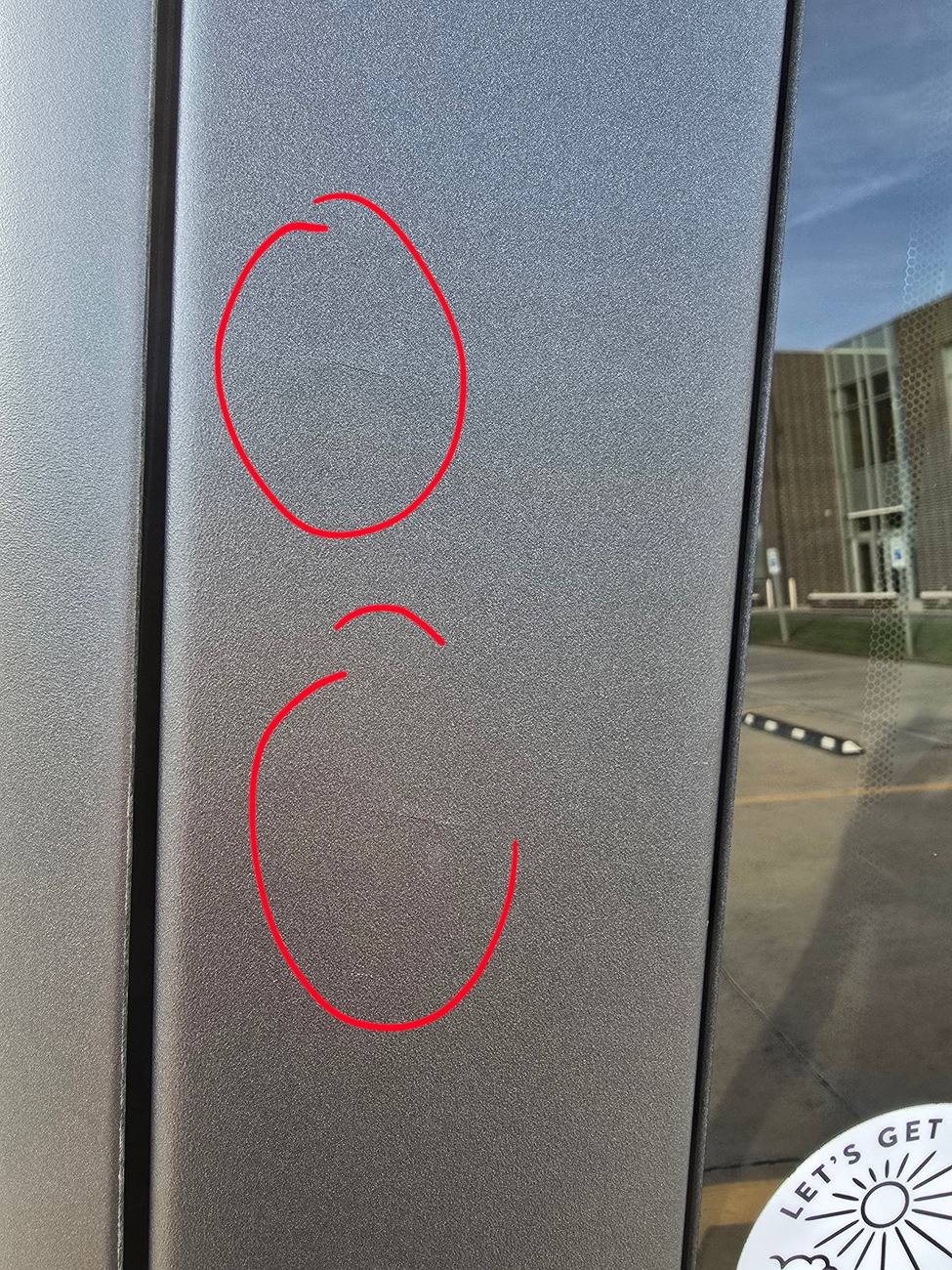 Ford Bronco Hard top rippled / cracking! 20241111_161210