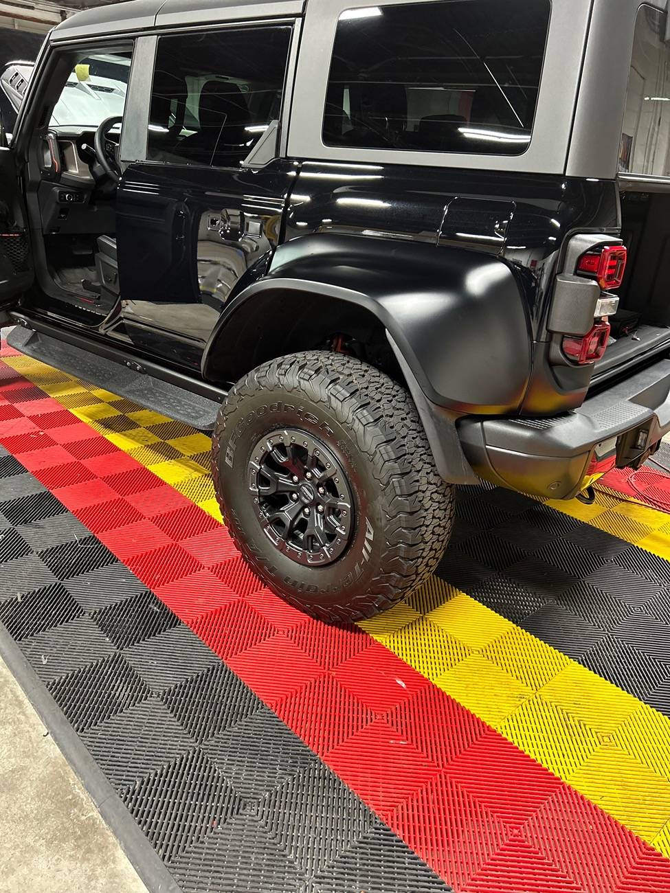 Ford Bronco Black Mamba 75313873845__5A34C3AC-AB98-4EAB-A406-F163A5806682
