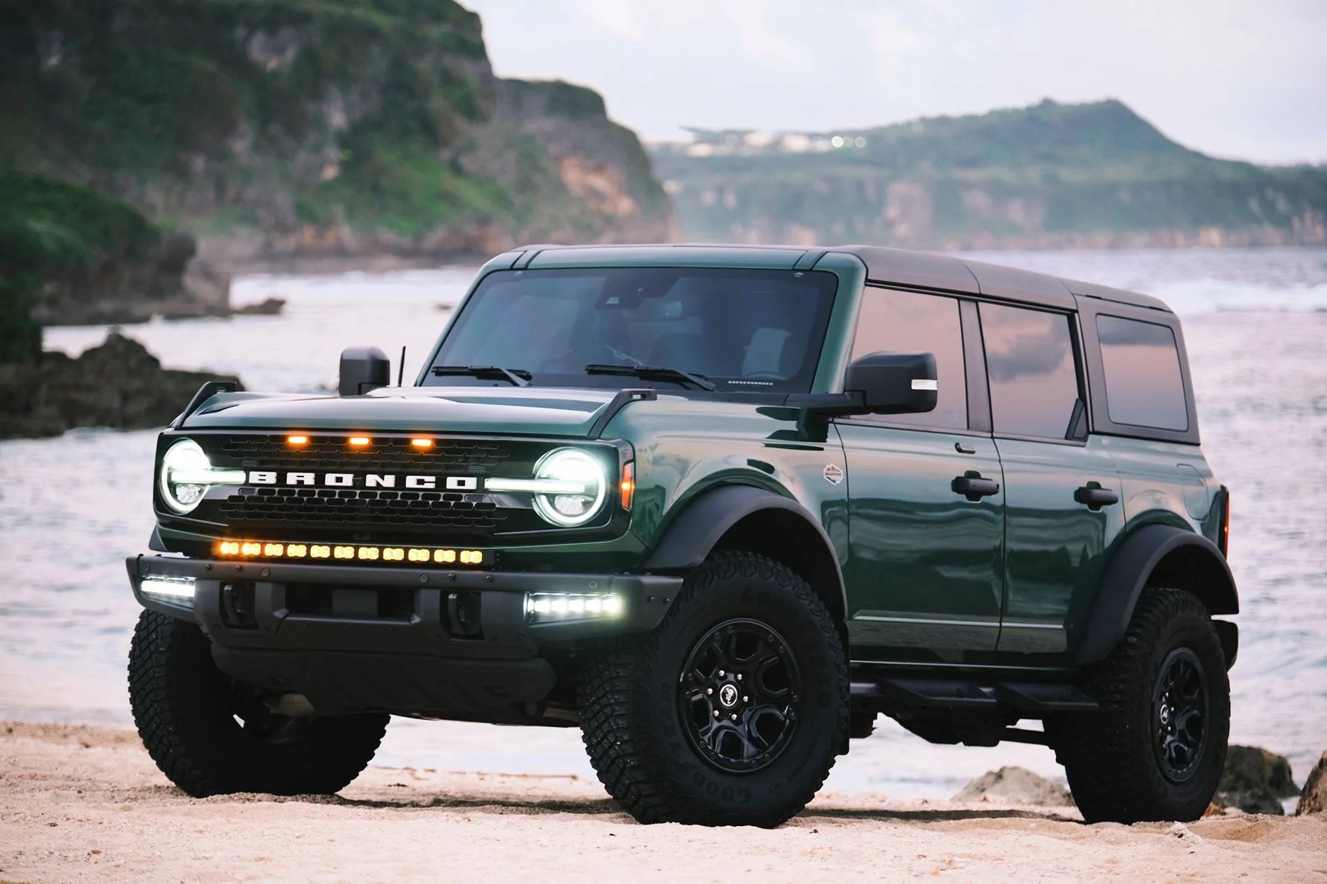 Ford Bronco Island Broncos Club 🏝️ IMG_1733