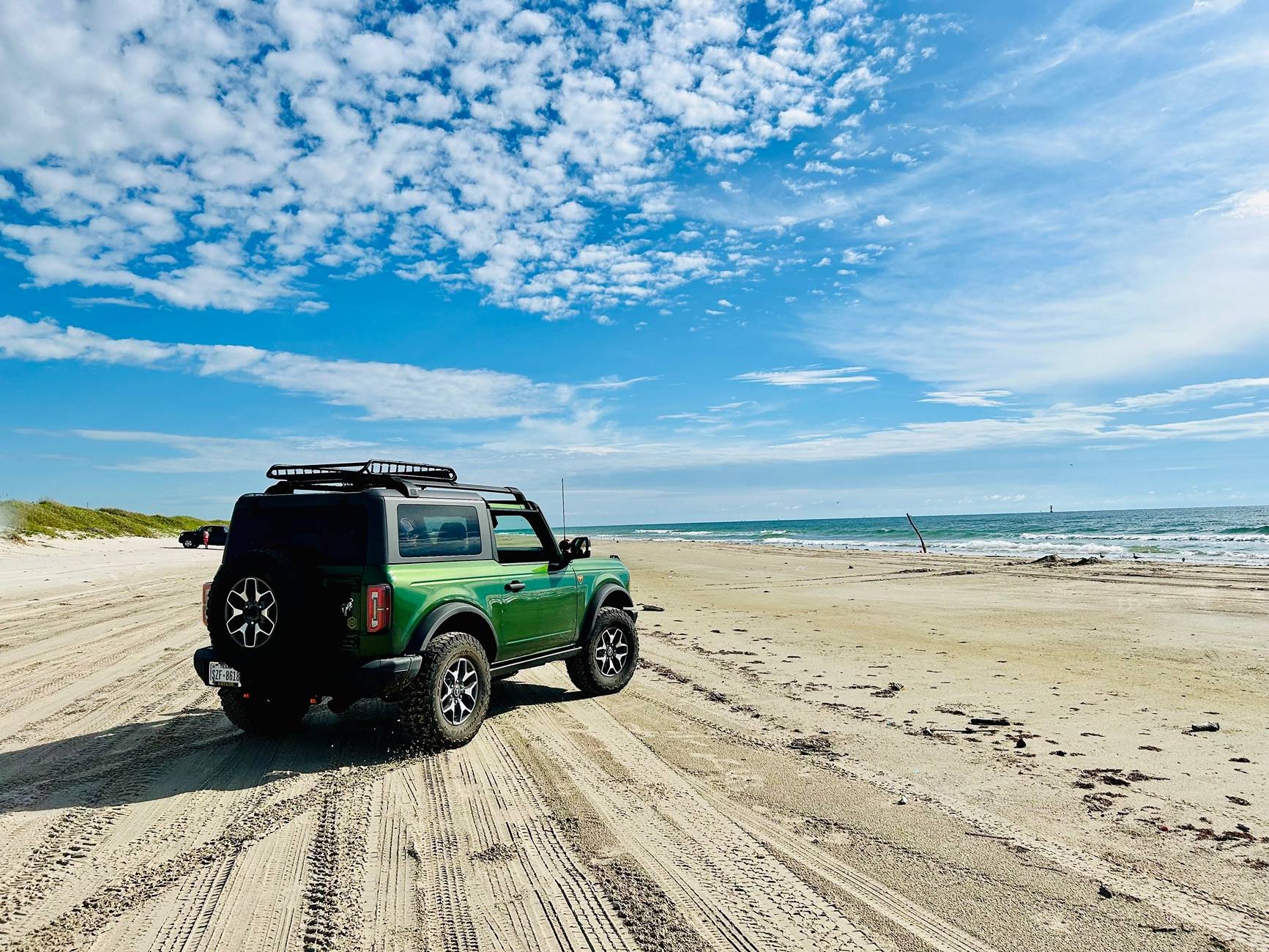 Ford Bronco Island Broncos Club 🏝️ FullSizeRender