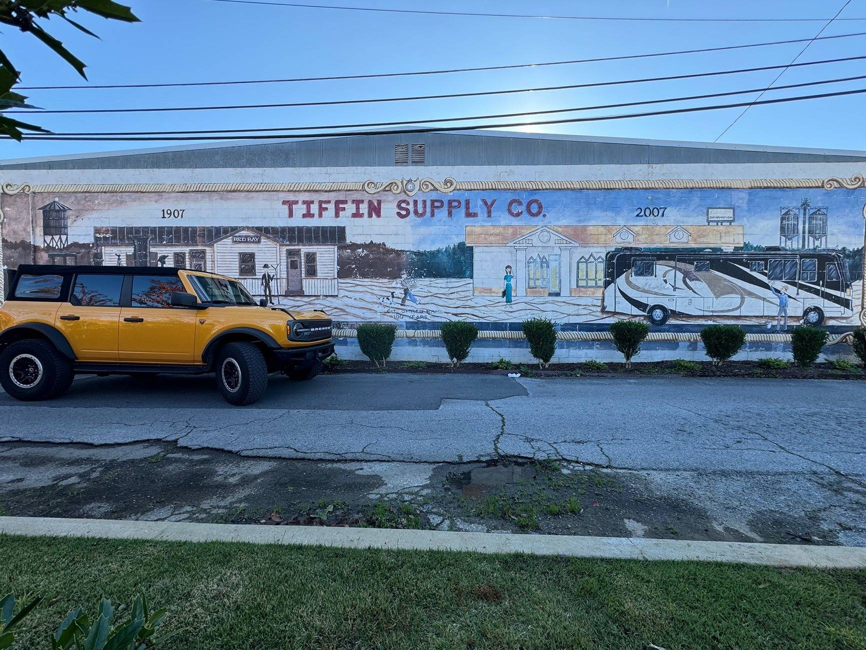 Ford Bronco Mural Monday! red bay