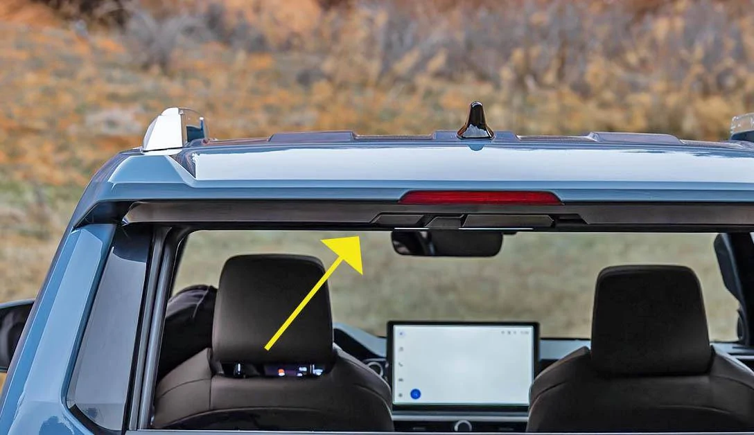 Ford Bronco Remove rear glass? 1732549449802-01