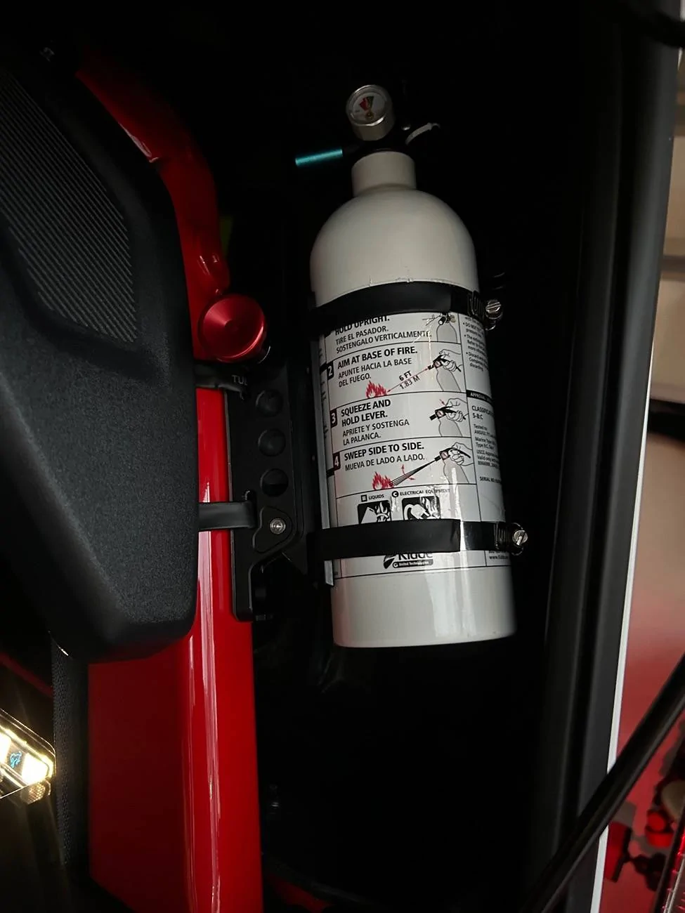 Ford Bronco Looking for 2-door roll bar fire extinguisher mount IMG_8364