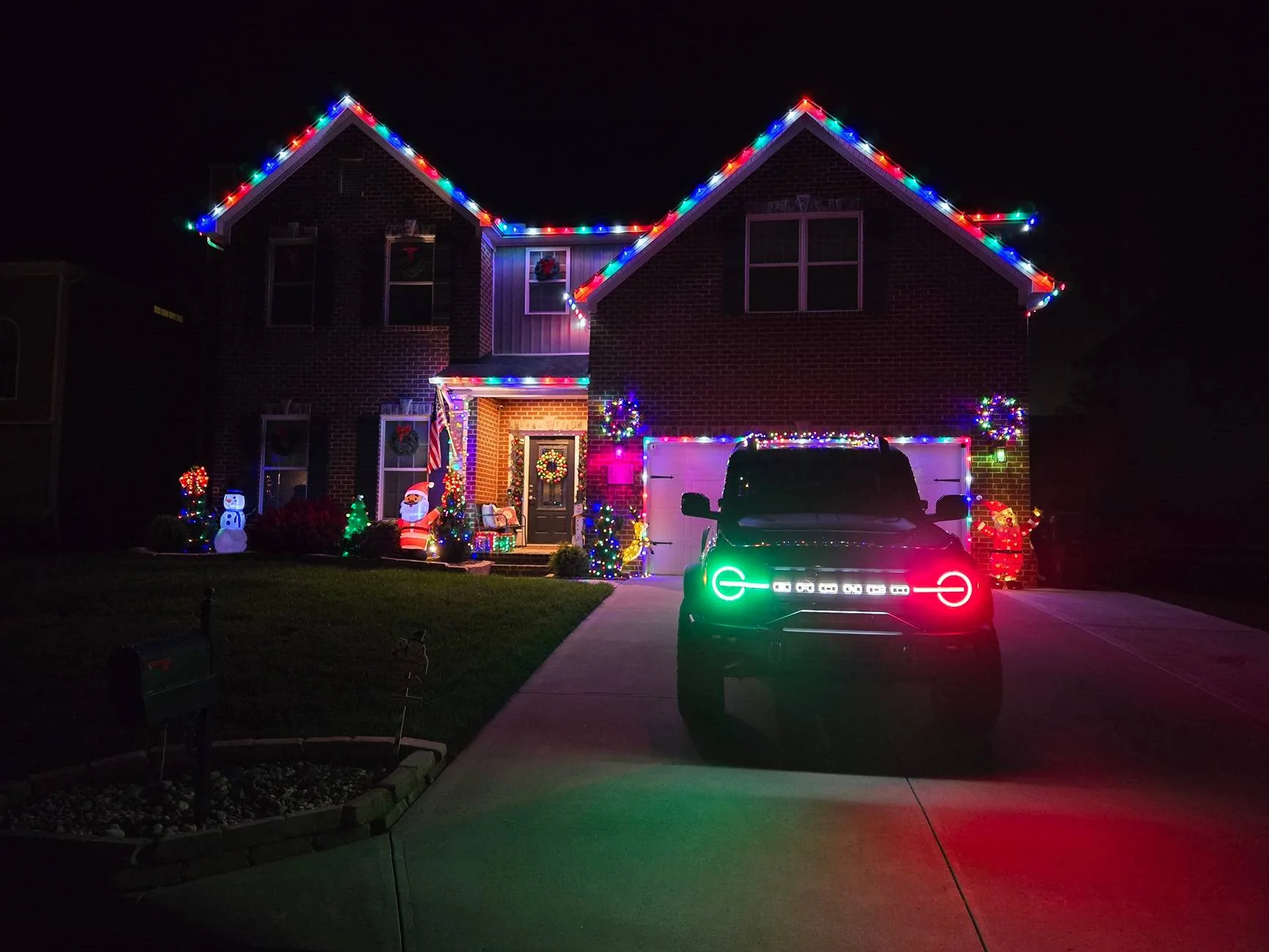 Ford Bronco Spare tire Christmas light setup tips? 20241123_061601