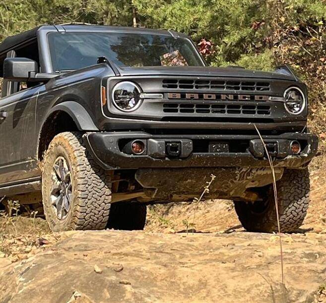 Ford Bronco BigBend Stock bumper- Mini Bull Bar bumper