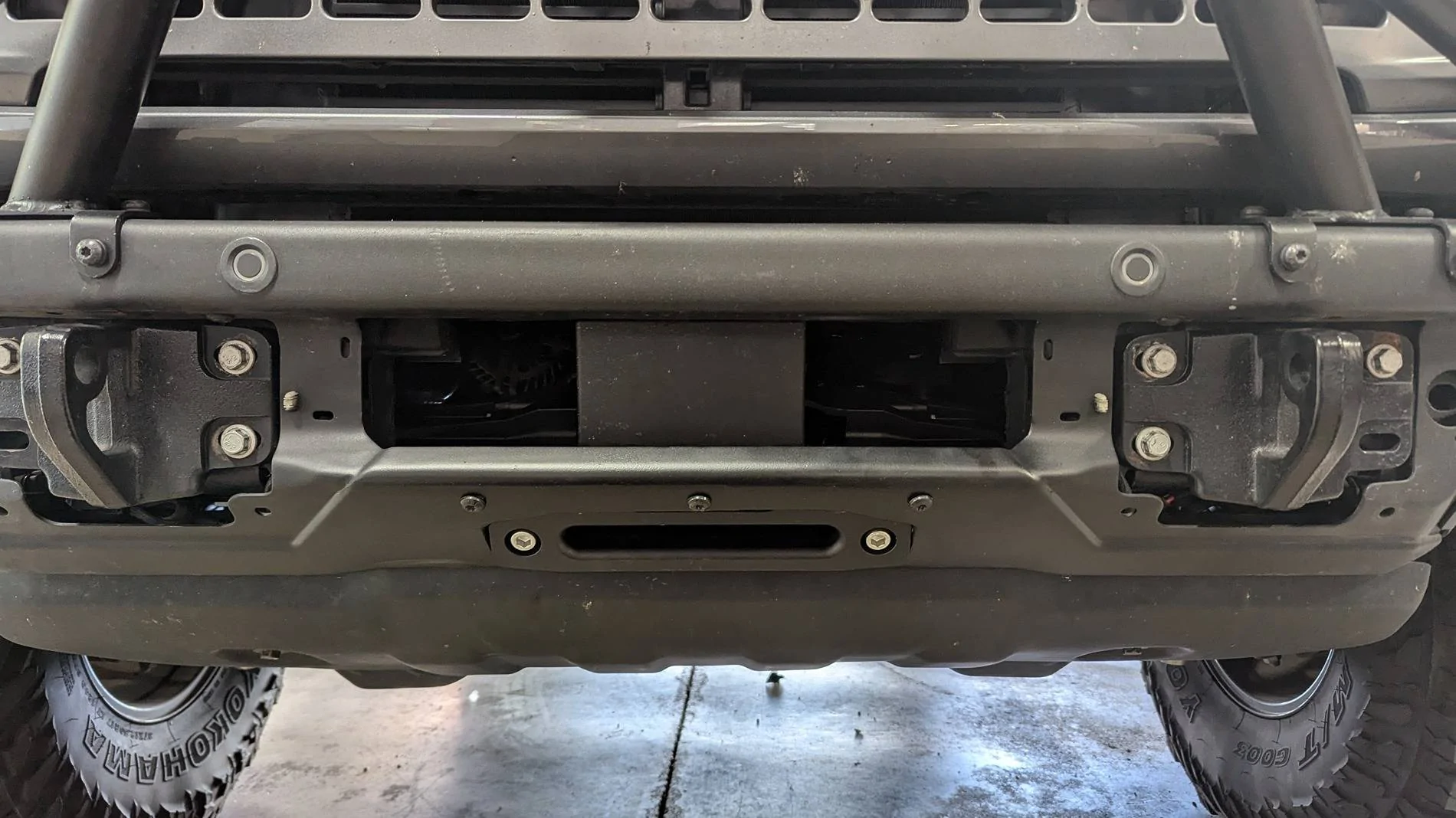 Ford Bronco AutoUnionTech's Carbon Grey Badlands / Squatch Daily / Off-Road Build 1000011992