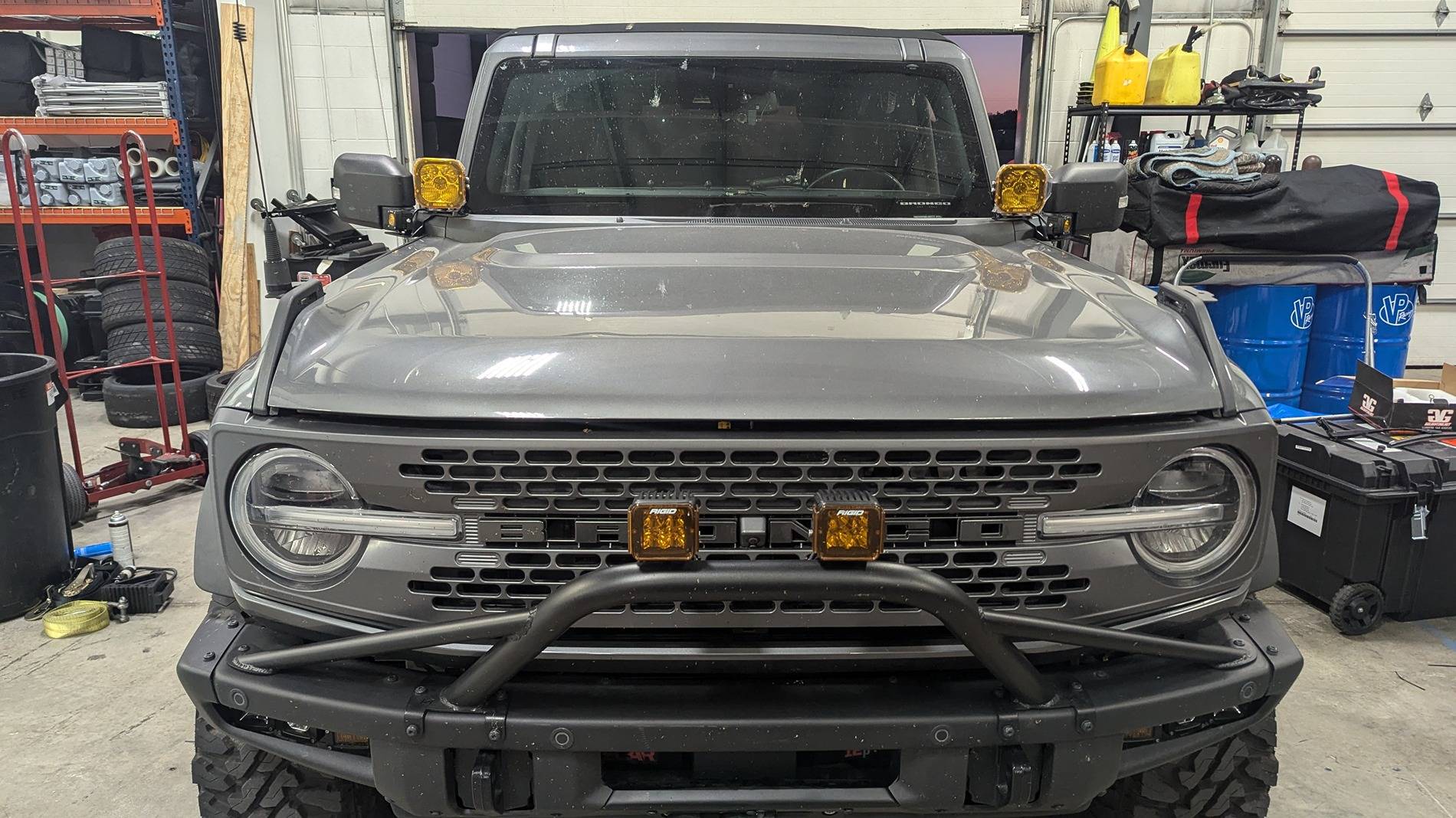 Ford Bronco AutoUnionTech's Carbon Grey Badlands / Squatch Daily / Off-Road Build 1000012153
