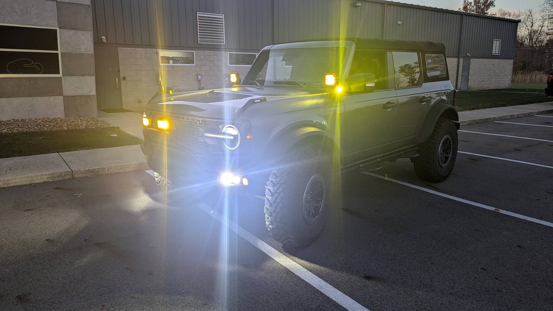 Ford Bronco AutoUnionTech's Carbon Grey Badlands / Squatch Daily / Off-Road Build 1000012183