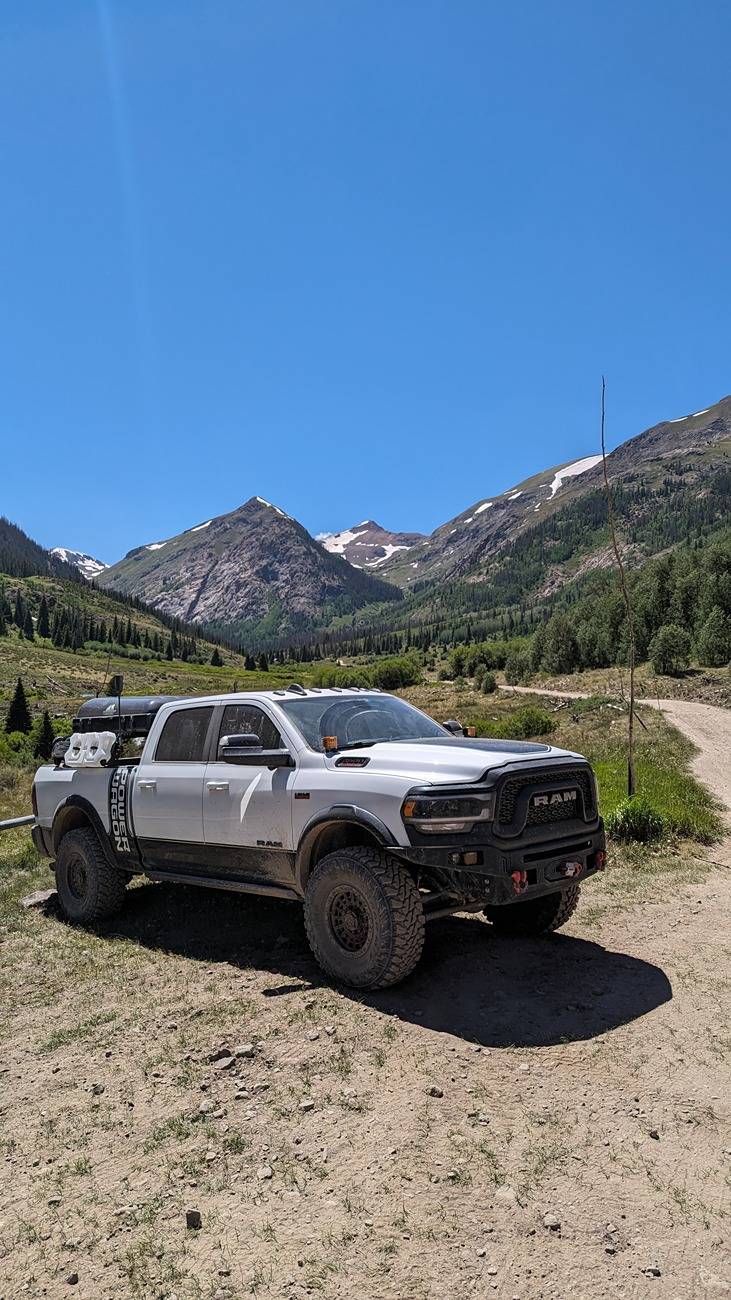 Ford Bronco AutoUnionTech's Carbon Grey Badlands / Squatch Daily / Off-Road Build 1000005220