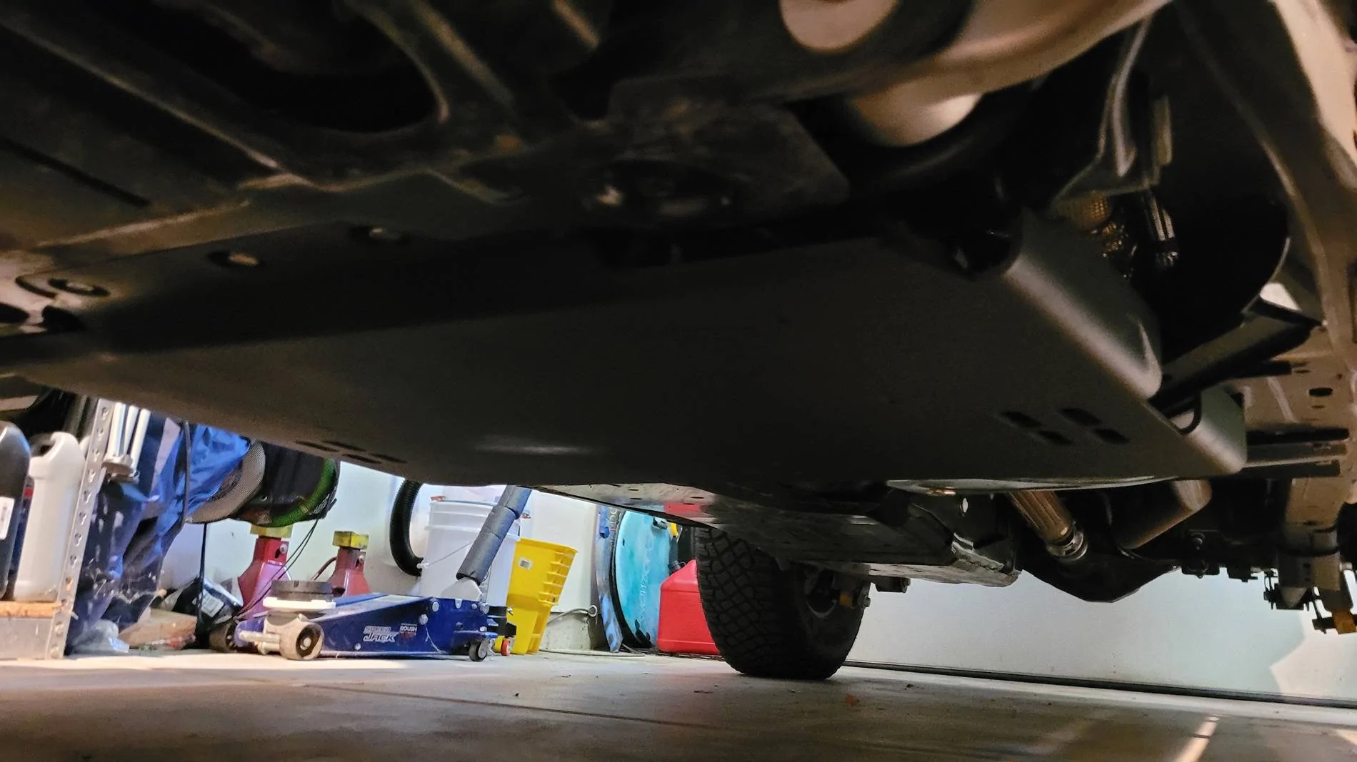 Ford Bronco Transmission skid plate installed 20241203_160549