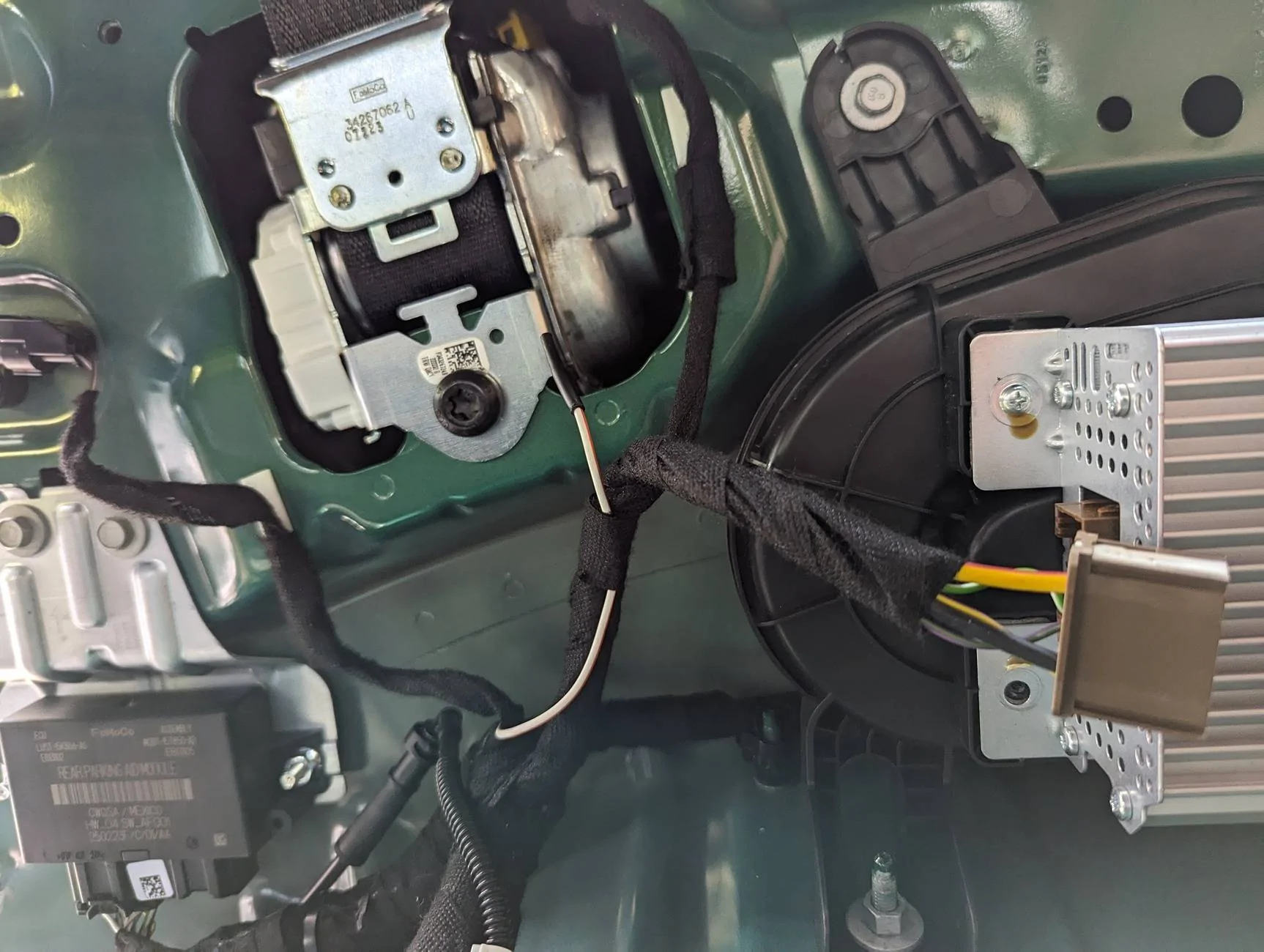 Ford Bronco Subwoofer delete installation advice, tips, tricks? PXL_20230804_191755024.MP