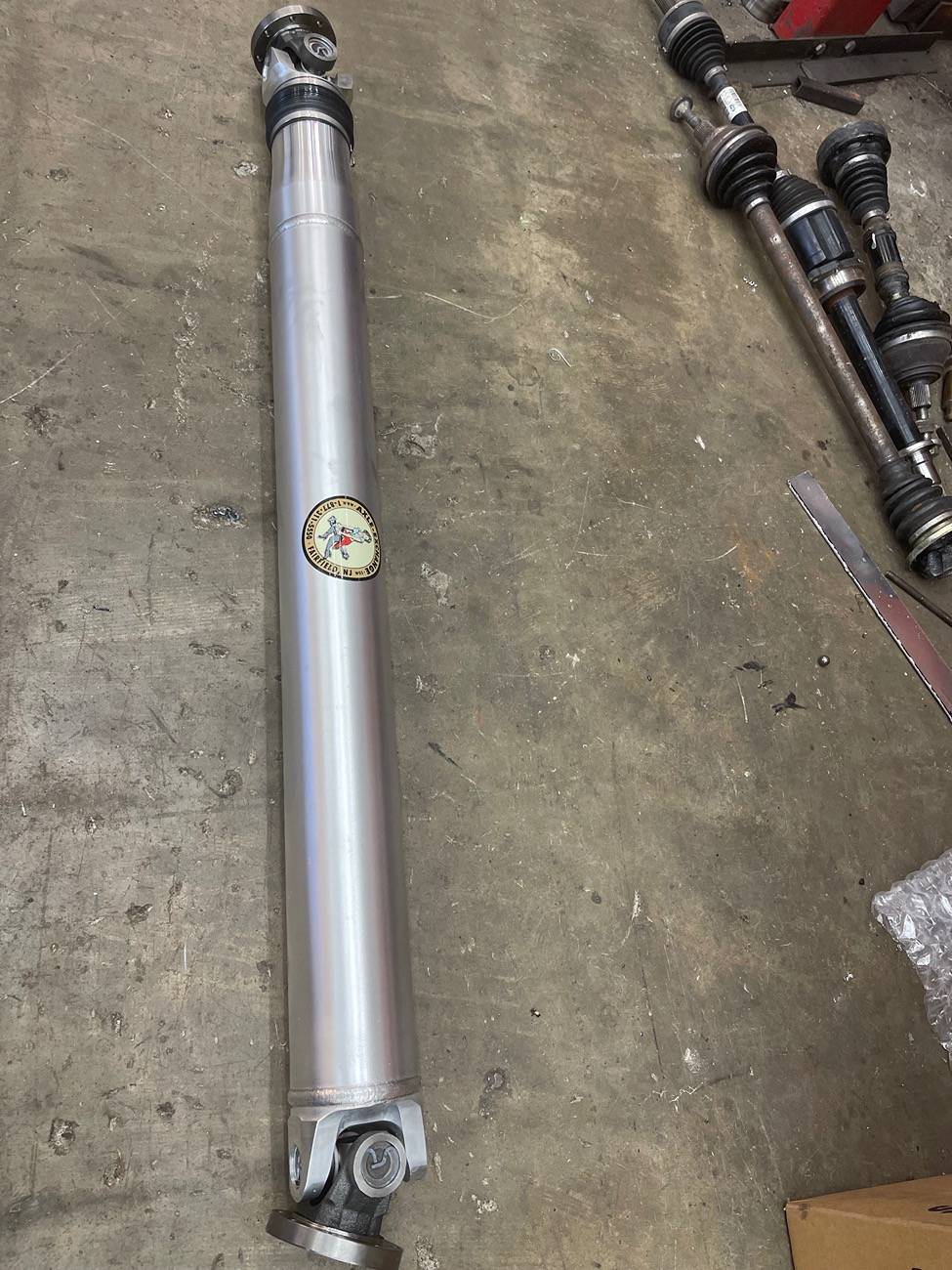 Ford Bronco HOLY DRIVESHAFT IMG_2936