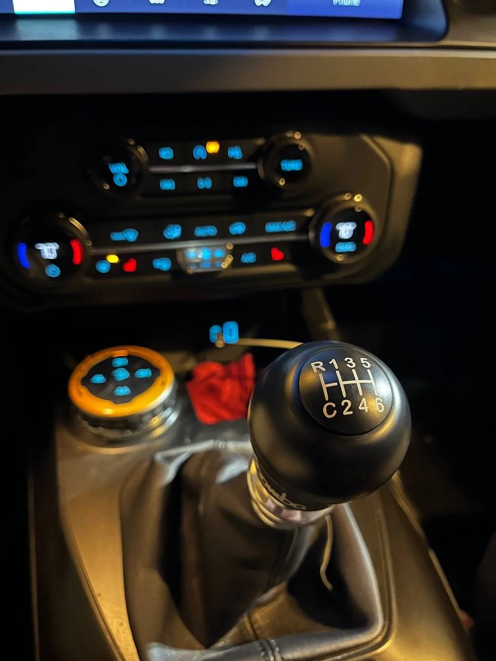 Ford Bronco Removing Manual Shift Knob IMG_3790