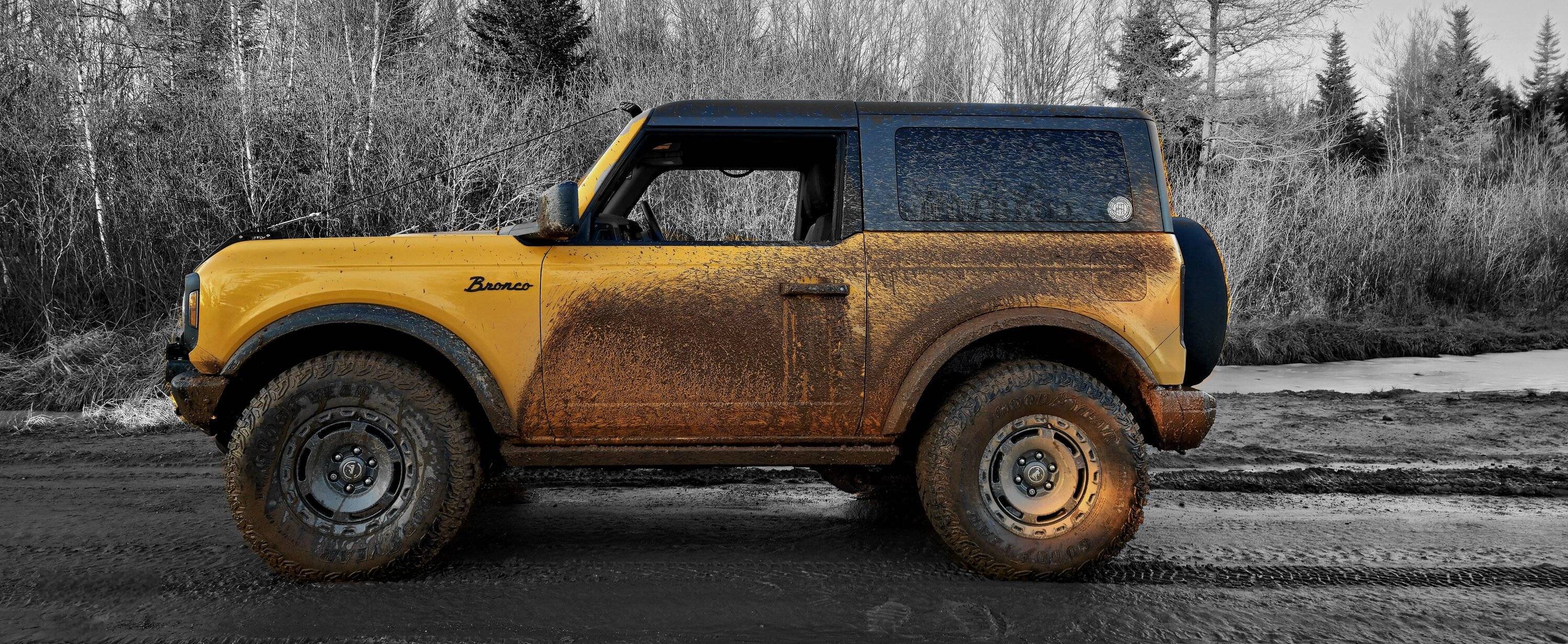 Ford Bronco Mud fun! ke1sf4ii0j6e1