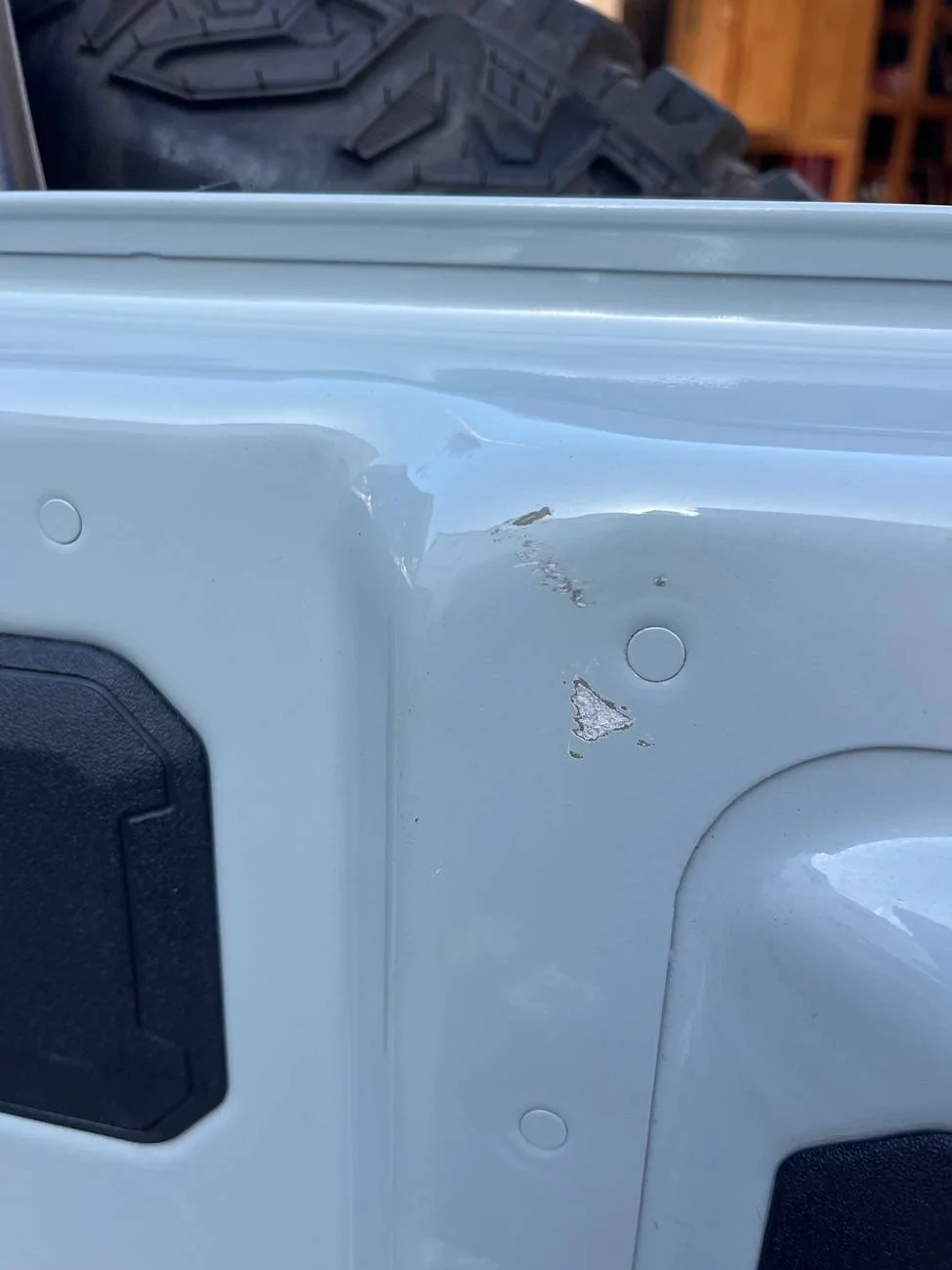 Ford Bronco Paint Deep Scratches - Soft Top (and interior tailgate) IMG_1767