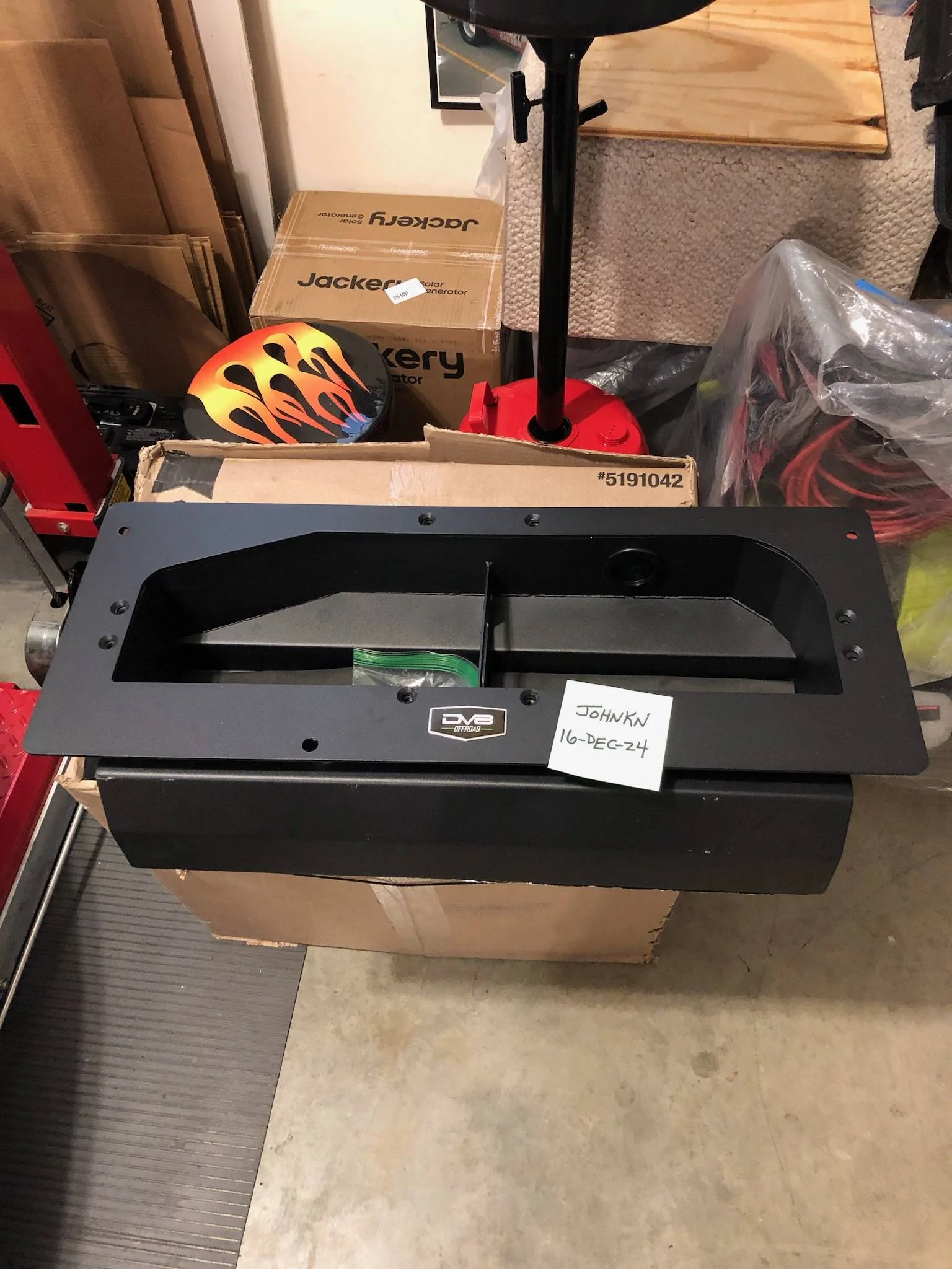 Ford Bronco FS: DV8 Rear Cargo Compressor/Storage Compartment igFfr