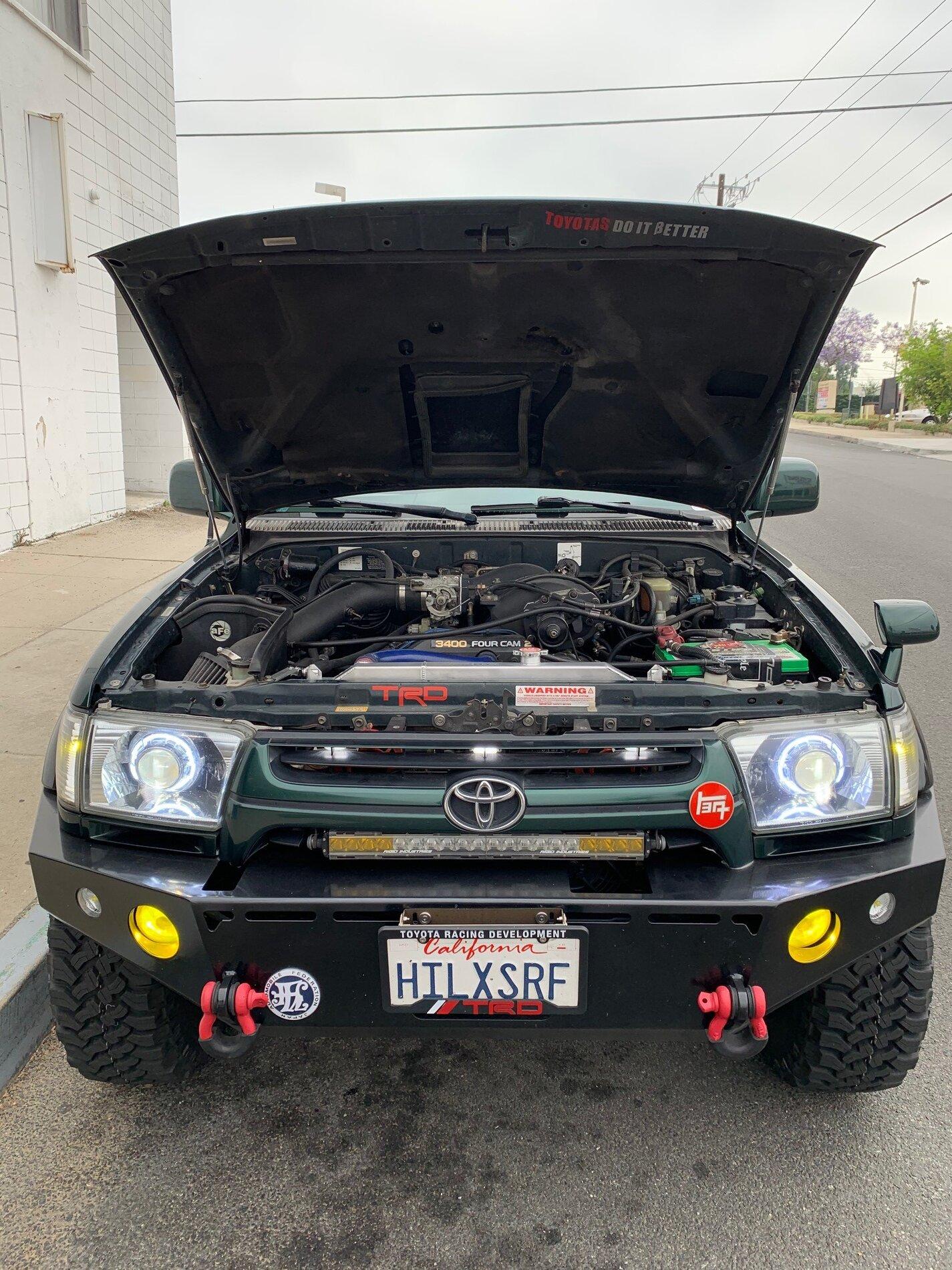 Ford Bronco BLack Diamond 4Dr Squatch from Socal Checking In enginebay