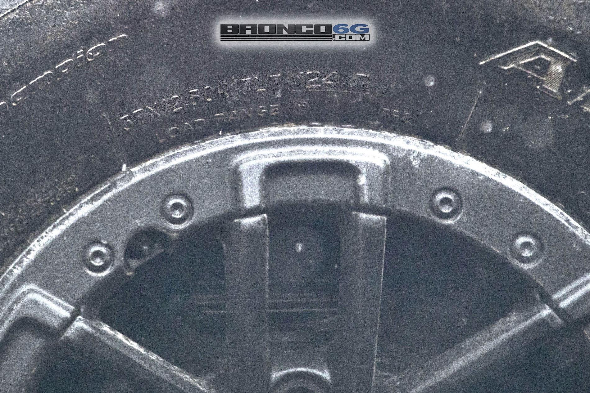 BroncoWarthog37s.g03.Bronco6G.jpg
