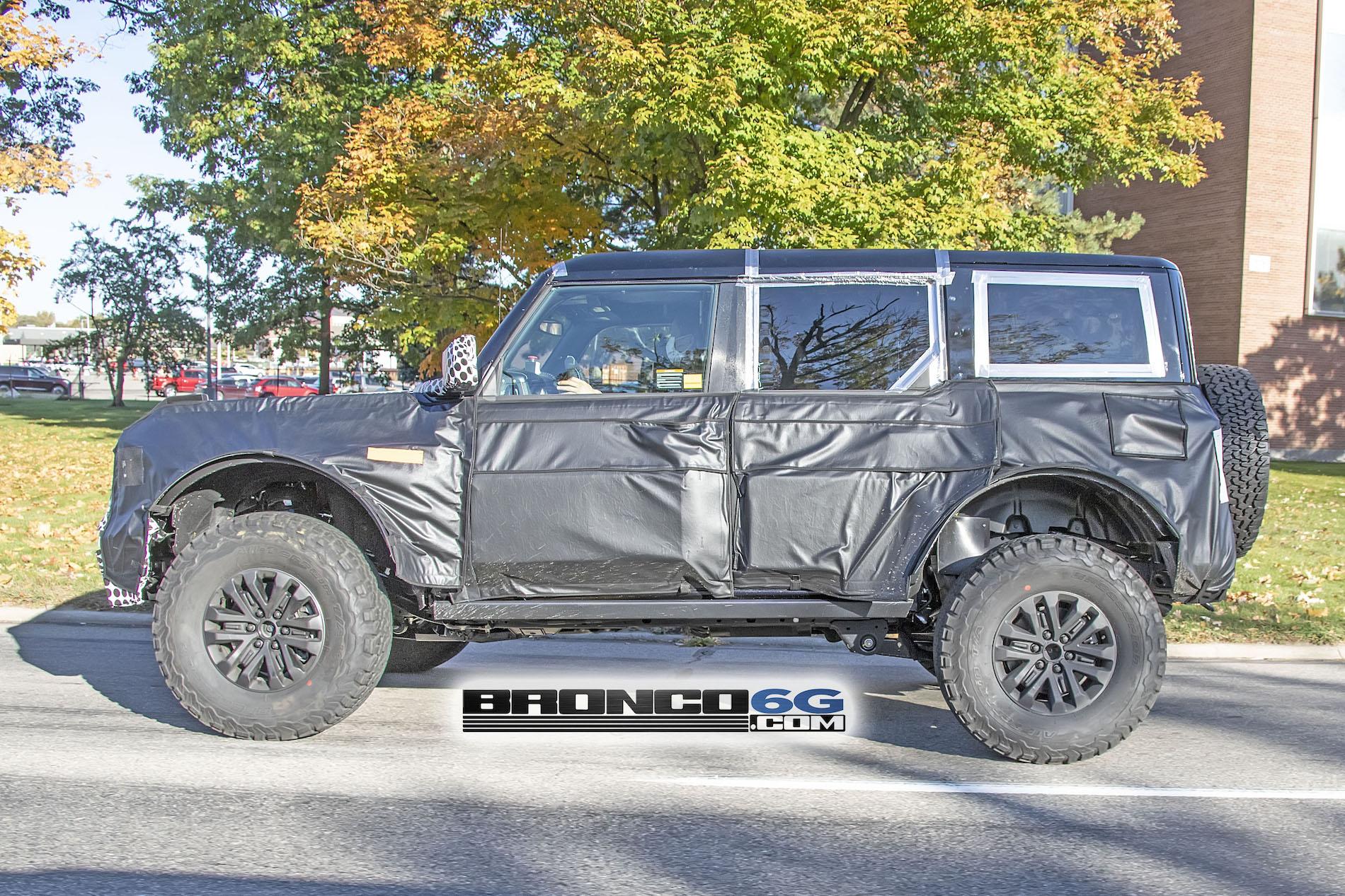 BroncoWarthog.m03.Bronco6G.jpg