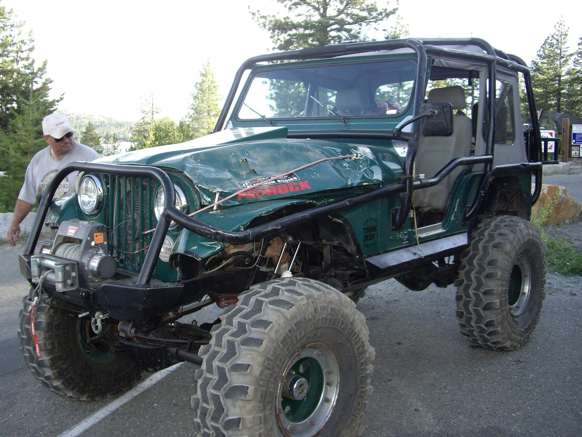 Ford Bronco Rock lights. Worth it getting installed from factory? IMGP1589.JPG