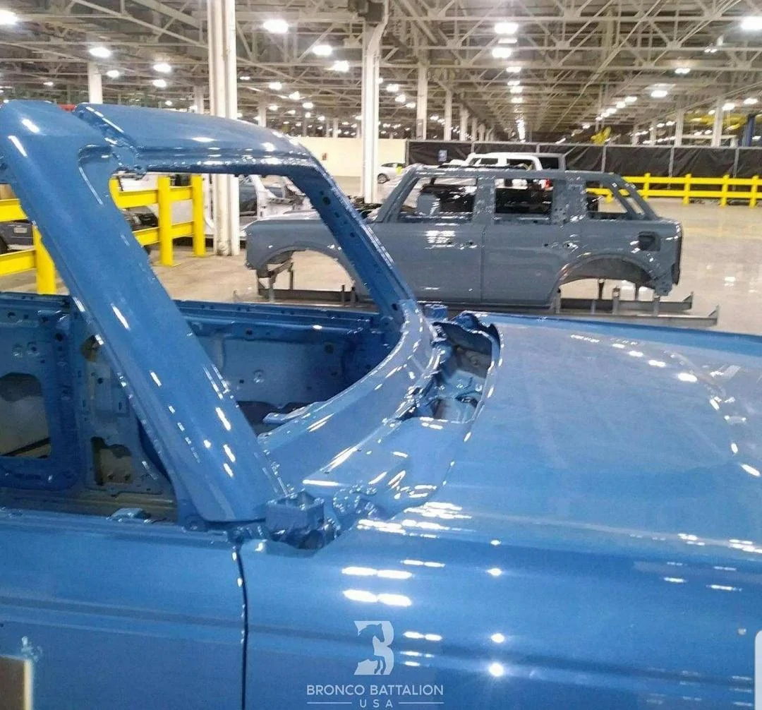 Ford Bronco New ? Is it Lightning Blue or Velocity Blue? 20201212_120924