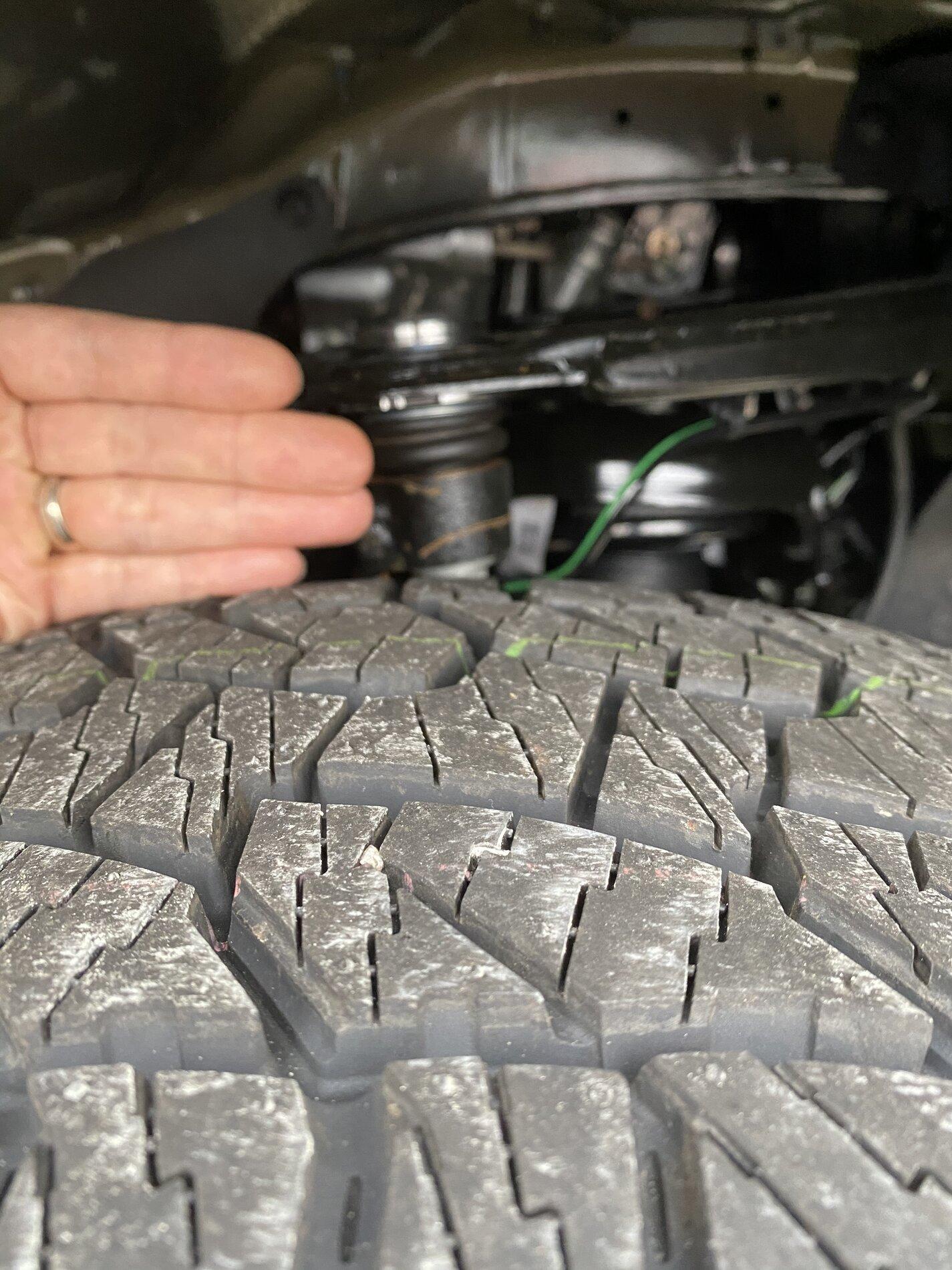 Ford Bronco 12/13 UPDATE - Updated control arms not just for Sasquatch 33s fitting OBX - 33.2x11.2 (275/70r18) close to max size after Ranger testing 064C3AFE-3D1B-43F2-861B-0331E9E340F9