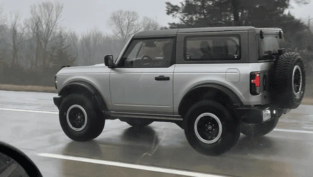 Ford Bronco Iconic Silver Bronco spotted on highway. 1607907906056