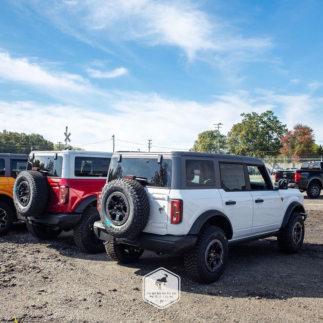 Ford Bronco Soft top vs Hard top (side by side) Badlands 8ECF0613-8FDB-43A2-B554-1BE28C2560DC