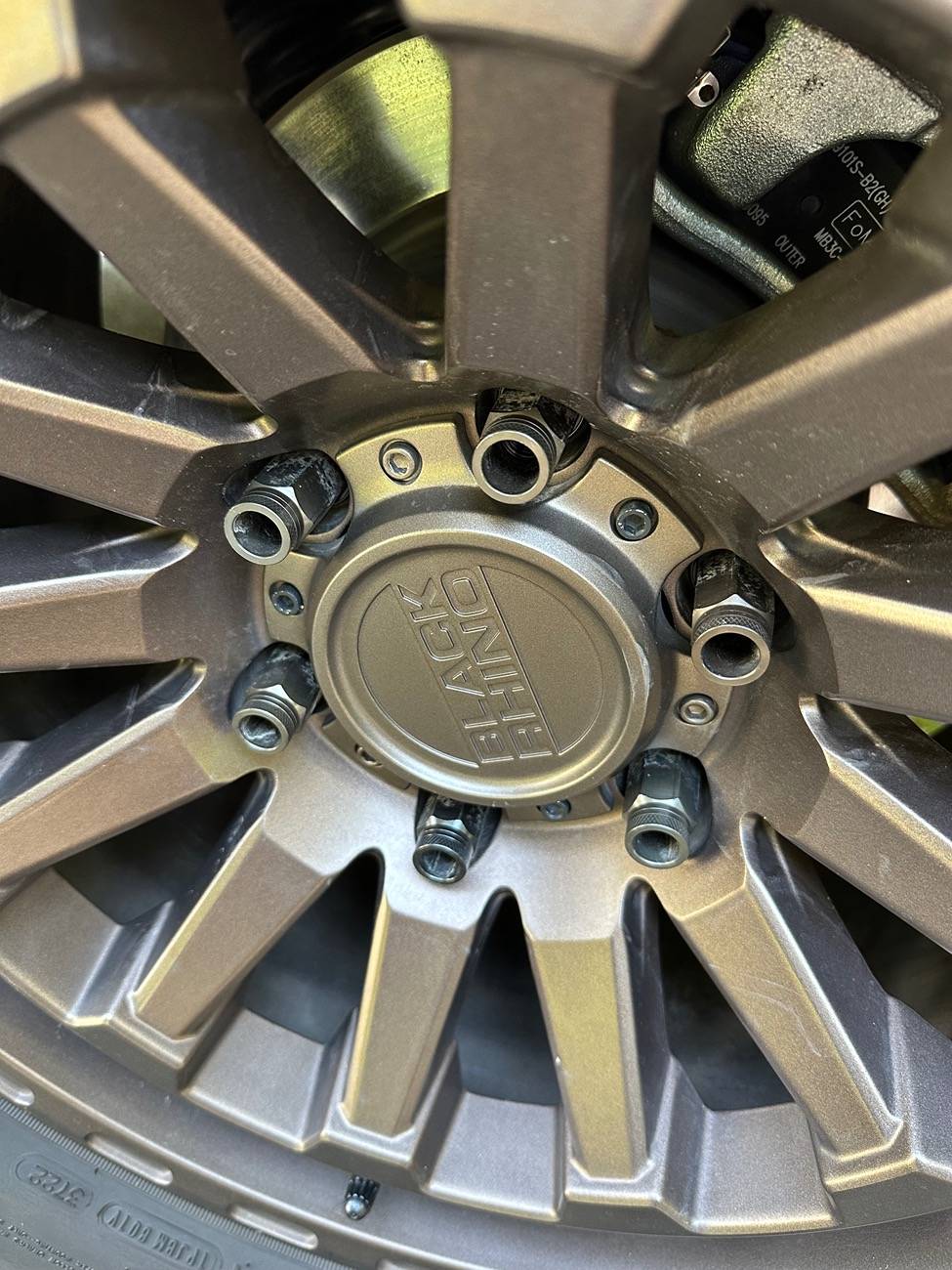 Ford Bronco Black Lug Nuts recommendations? IMG_2087