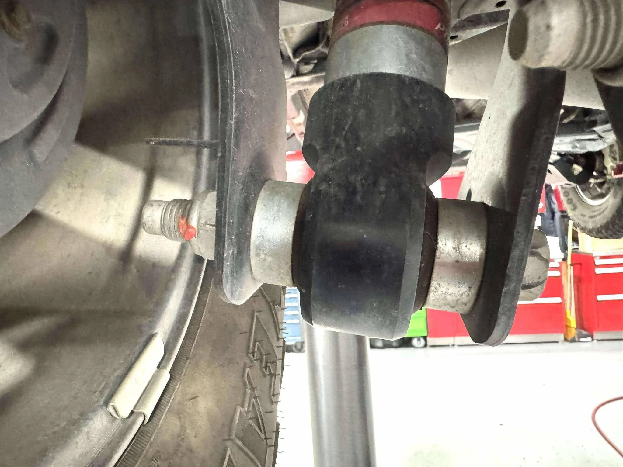 Ford Bronco Issue: BroncBuster Rear Shock Skids Don't Like Eibachs 1734546456499-zn