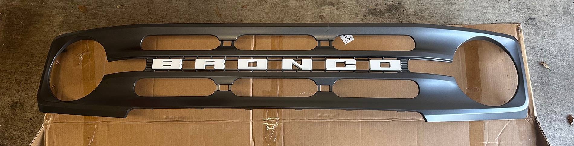 Ford Bronco OEM Big Bend Grill $100 IMG_4222