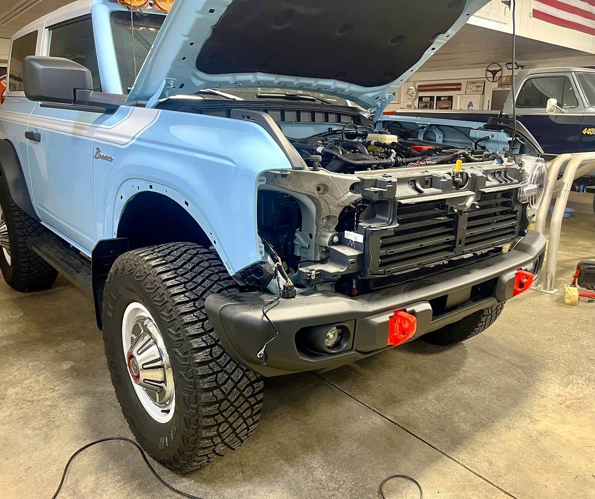 Ford Bronco 2dr Robins Egg Heritage Build IMG_E7037