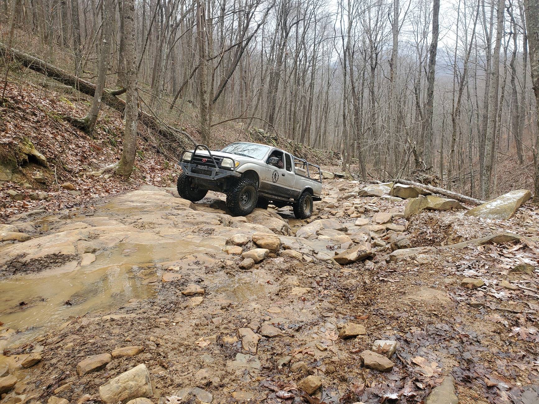 Ford Bronco Yule tide 2024 Windrock run 20241221_102851