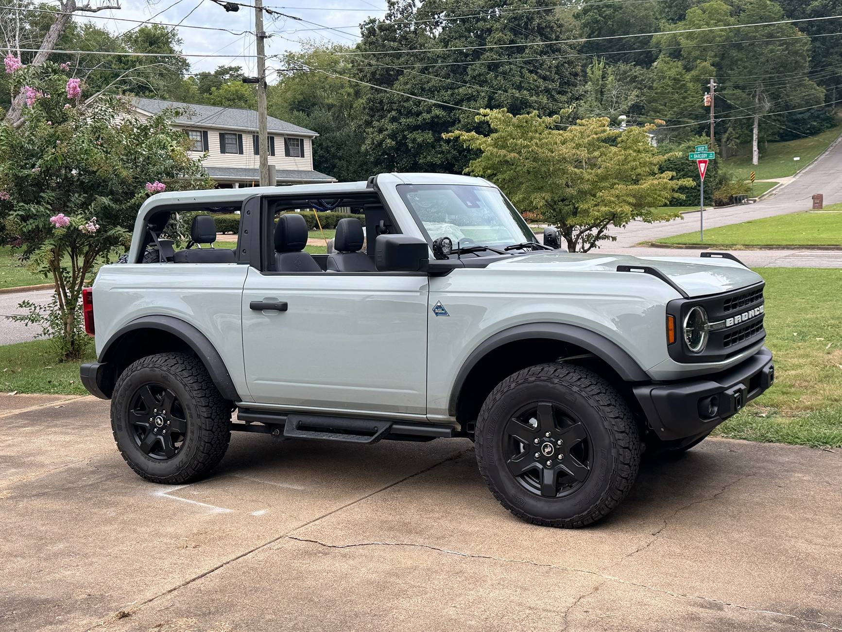 Ford Bronco Reasonable cost light for cornering IMG_4939.JPEG