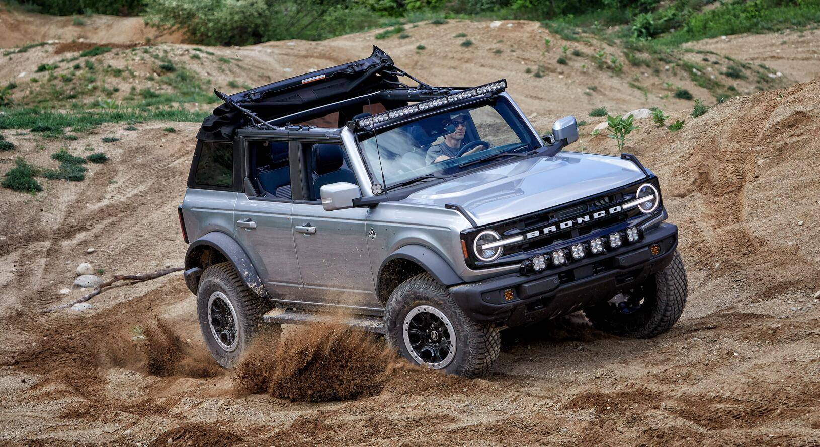 Ford Bronco Reasonable cost light for cornering 1734992101877-47