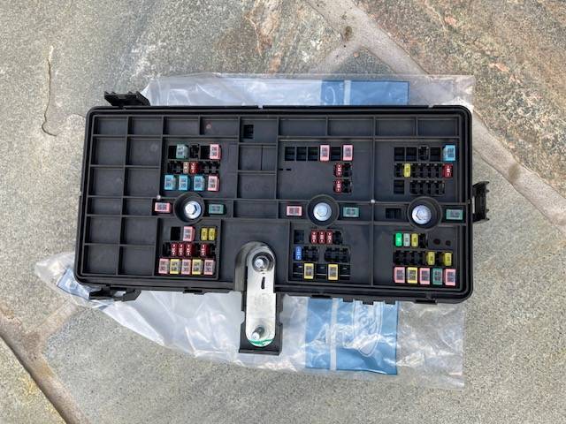 Ford Bronco Body Control Module / Fuse Box - $75 OBO IMG_4995.JPG