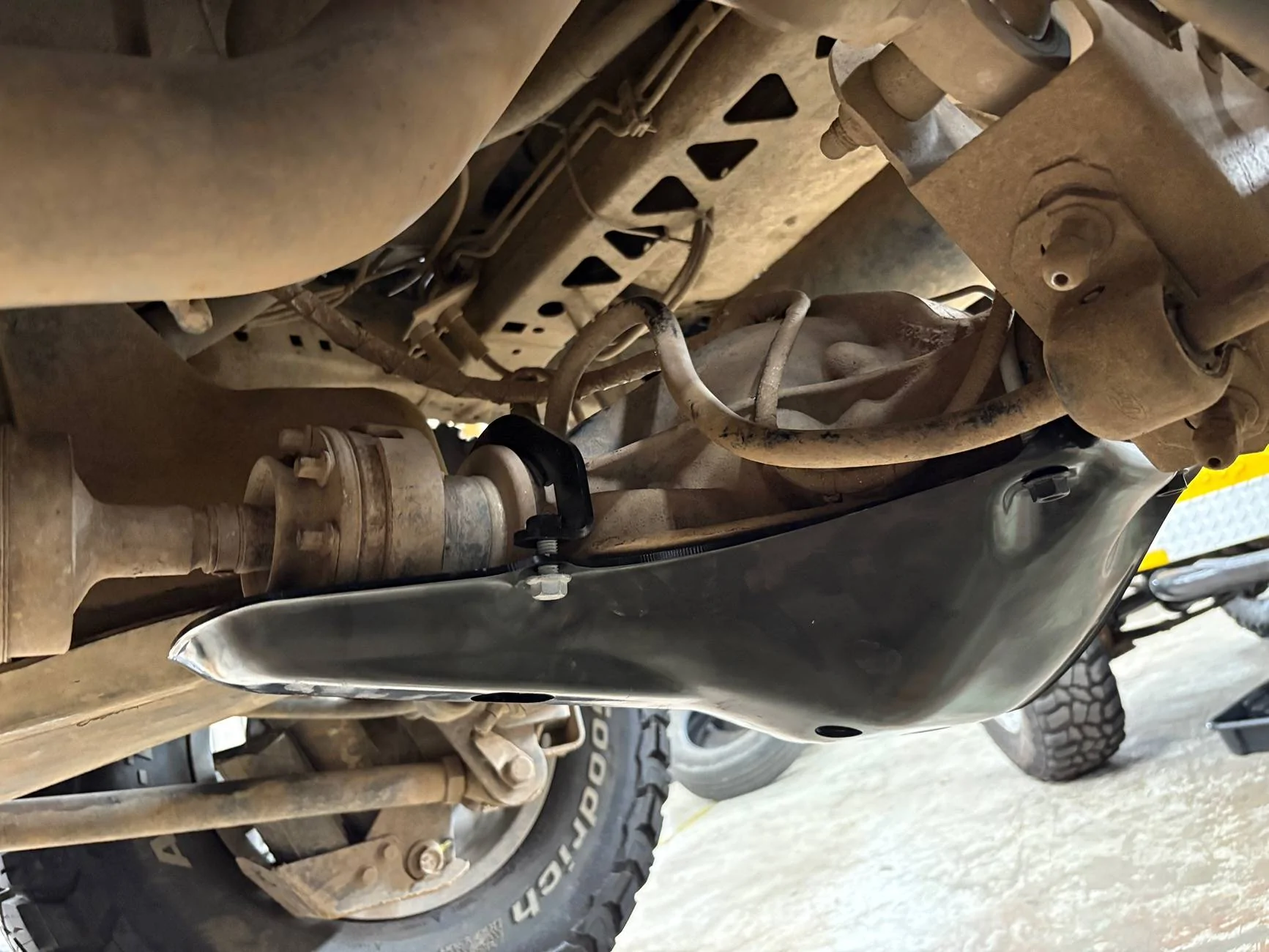 Ford Bronco Rear diff took a bump IMG_0202