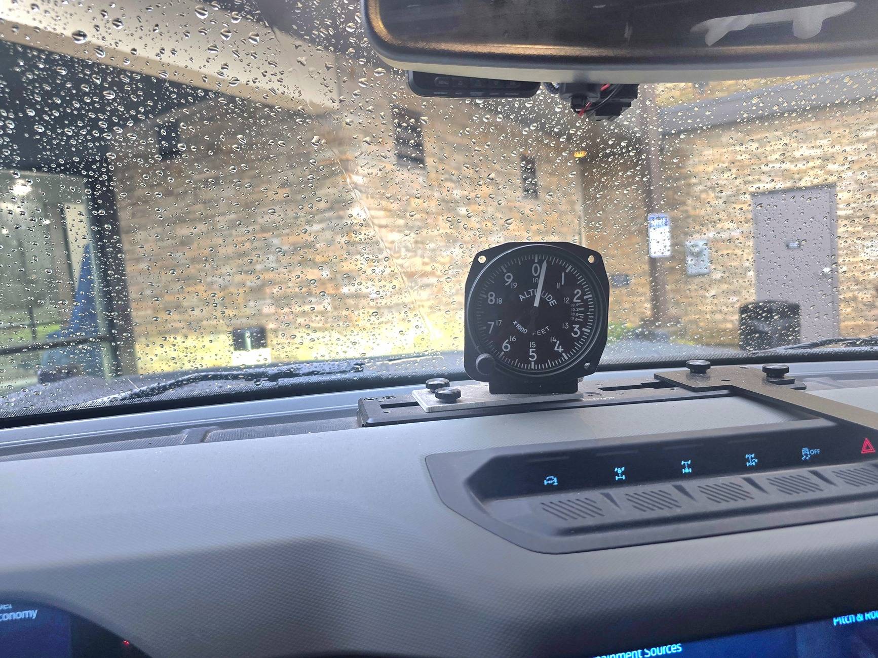Ford Bronco Altitude readout 1000011173