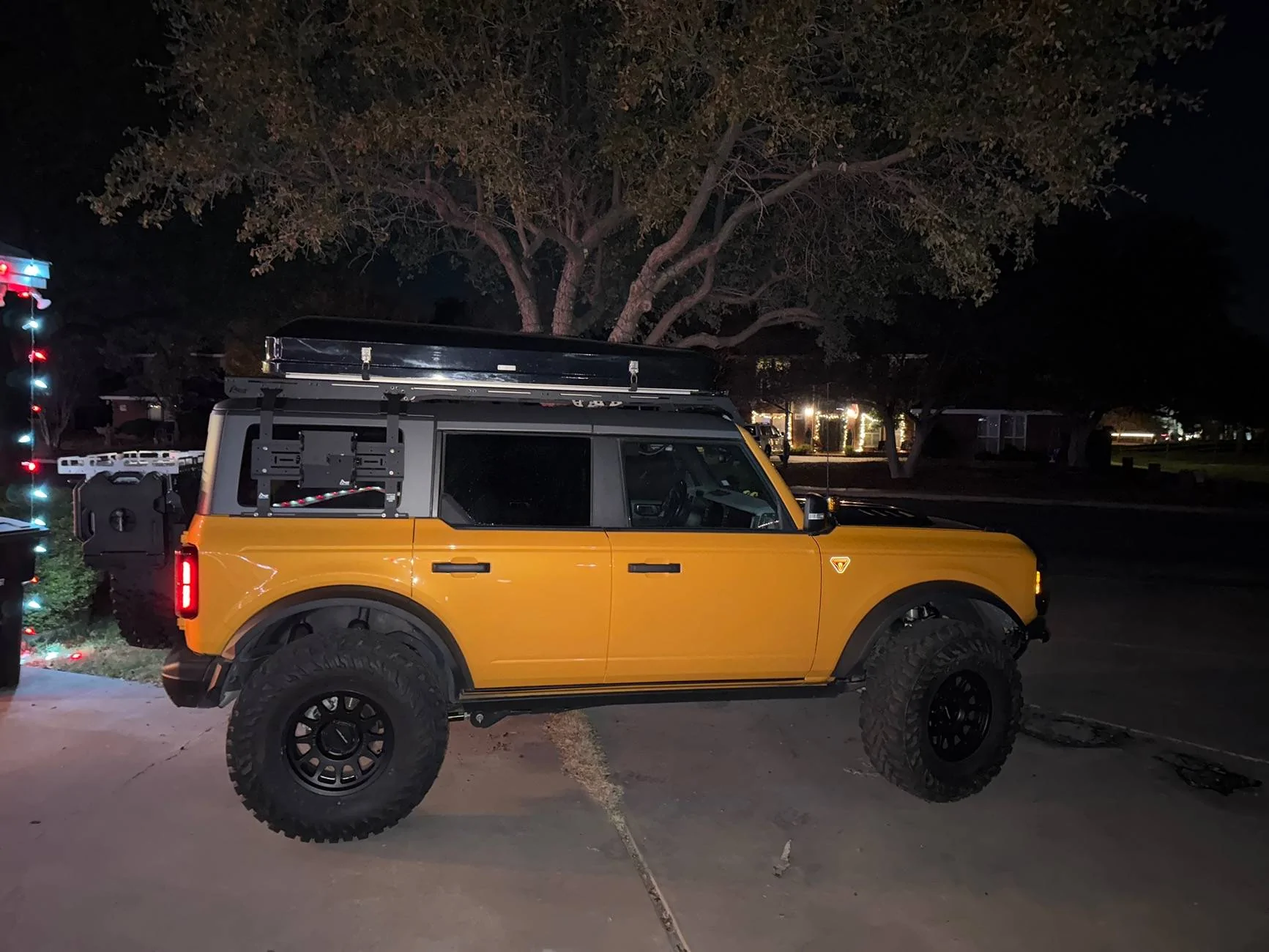 Ford Bronco 650lb added weight sagging rear-end imag