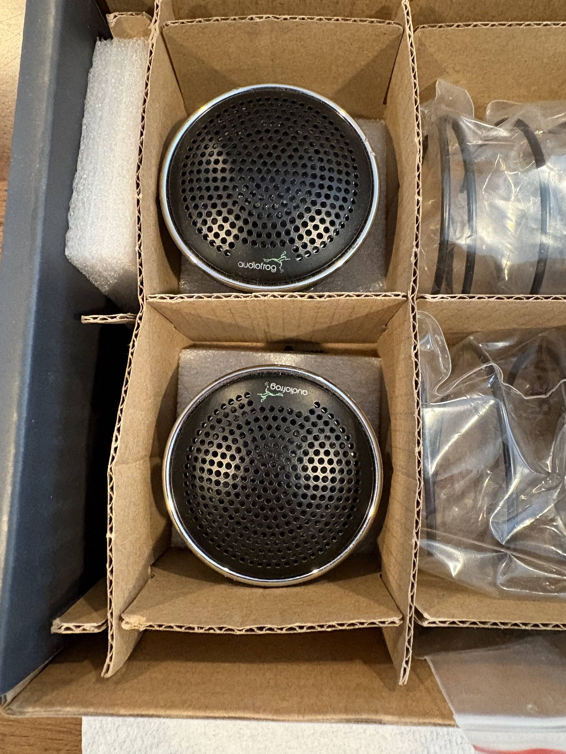Ford Bronco AudioFrog GS10 Tweeters $150 IMG_0344