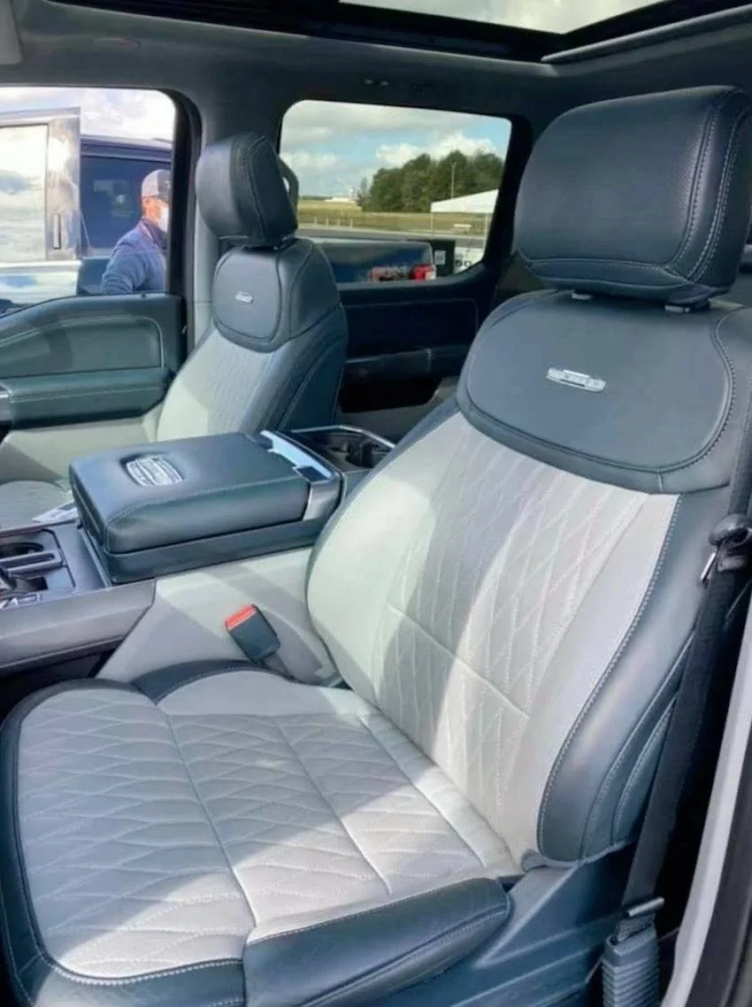 Ford Bronco Dyeing blue seats 14th Gen 2021 Ford F-150 Limited Admiral Blue Leather Interior 04