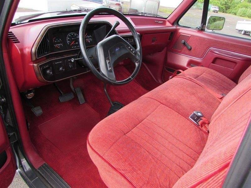 Ford Bronco Dyeing blue seats 1735477557412-04