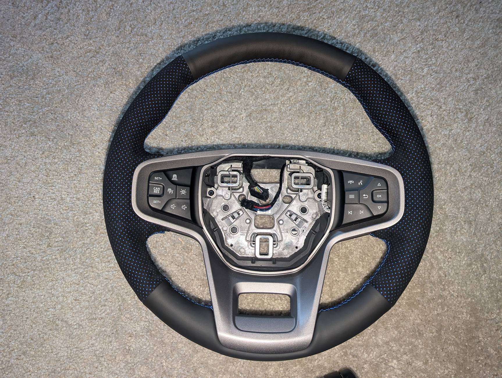 Ford Bronco Need Leather wrap steering wheel suggestions PXL_20241230_161347354