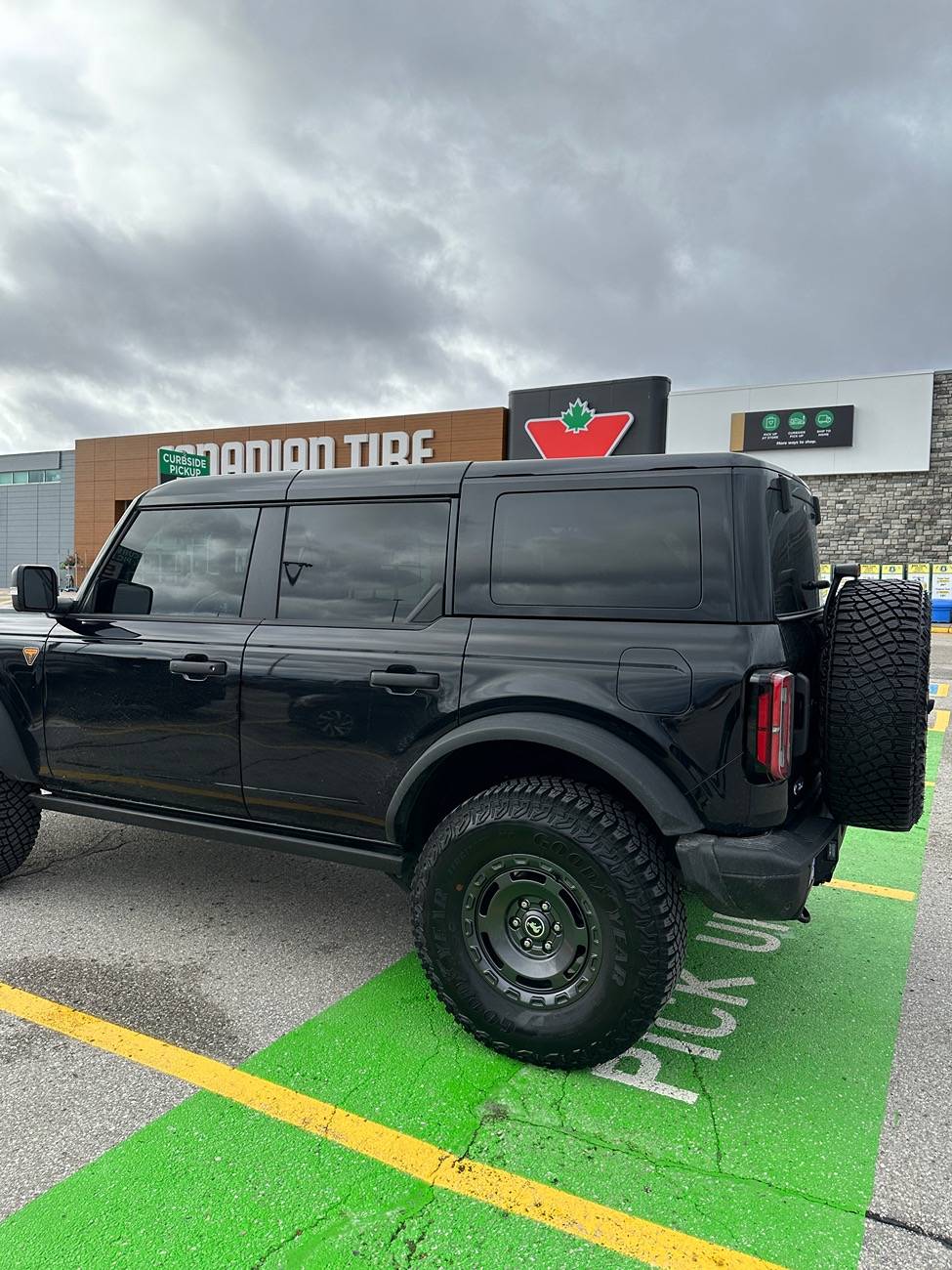 Ford Bronco Shadow Black Hardtop Pics IMG_4758