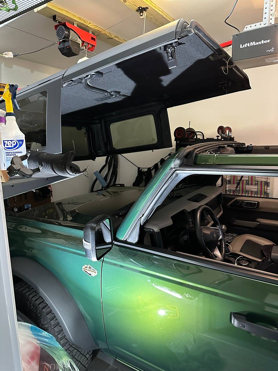 Ford Bronco Toplift vs. Ceiling mount hard top removal IMG_5770